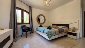 3 dormitorios, tabla de planchar con plancha, wifi