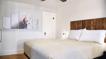 1 bedroom, iron/ironing board, travel cot, free WiFi