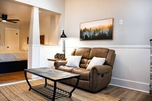Smart TV y chimenea