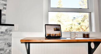 Charming Historic Suite. Cozy with Modern Comforts. Pet-Friendly