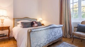 4 habitaciones y ropa de cama 