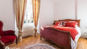 4 habitaciones y ropa de cama 