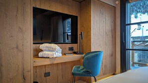 Superior Room | Premium bedding, down duvets, minibar, soundproofing - Mo.he Boutique Hotel (Livigno)