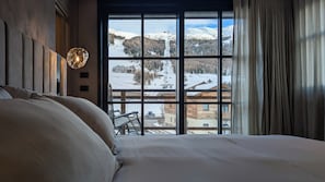 Suite with Jacuzzi | Premium bedding, down duvets, minibar, soundproofing - Mo.he Boutique Hotel (Livigno)