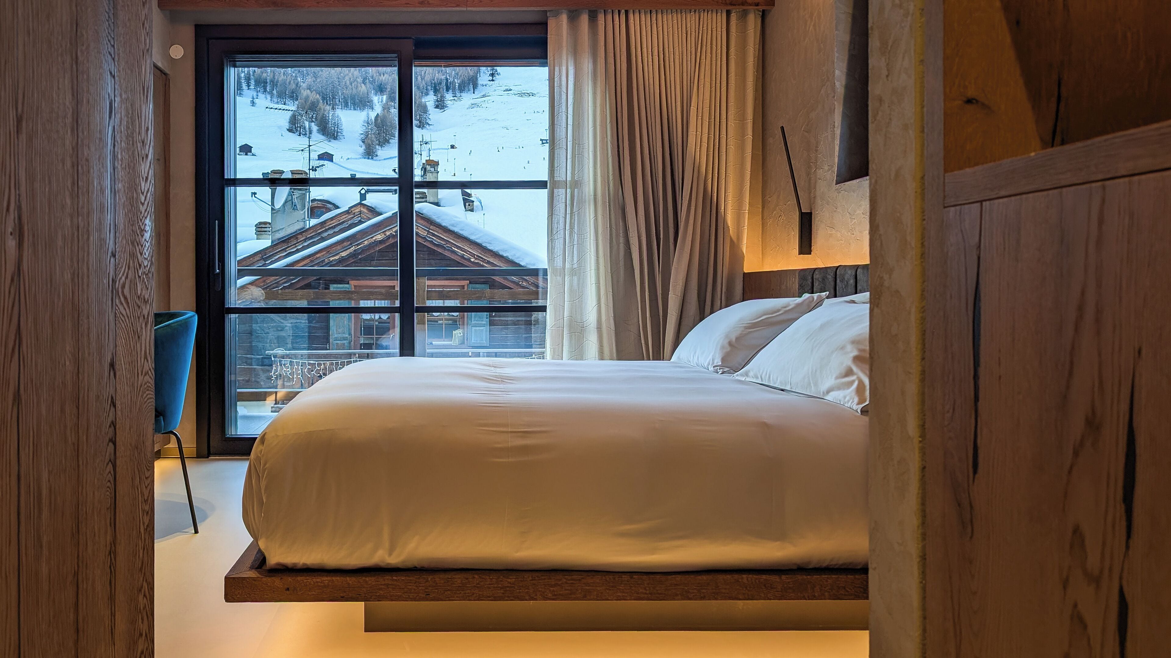 Superior-Zimmer | Hochwertige Bettwaren, Daunenbettdecken, Minibar, schallisolierte Zimmer
