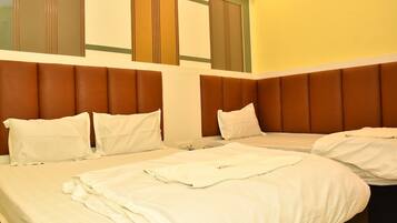 Free WiFi, bed sheets