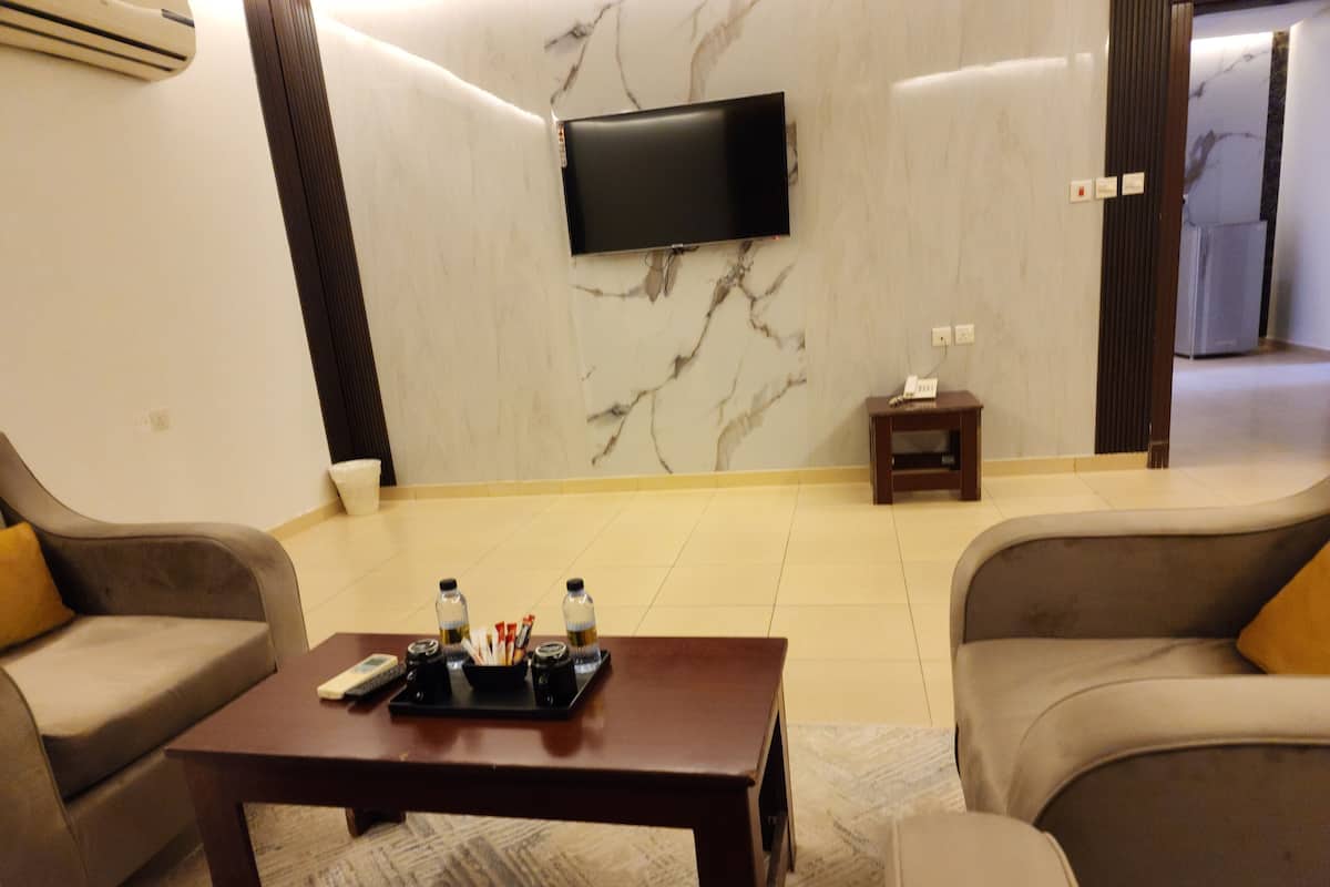 Design Apartment, Kitchen | Living area | 45-inch plasma TV with satellite channels