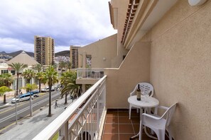 Outdoor dining - Compostela Beach 30 - One Bed (Playa de las Américas)