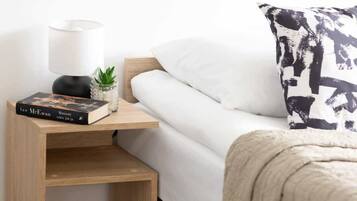 2 soverom, strykejern/-brett, reiseseng for barn og wi-fi