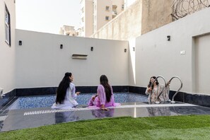 Deluxe Double Room, City View | Living area | TV - Lime Tree B&B Pari Chowk (Greater Noida)