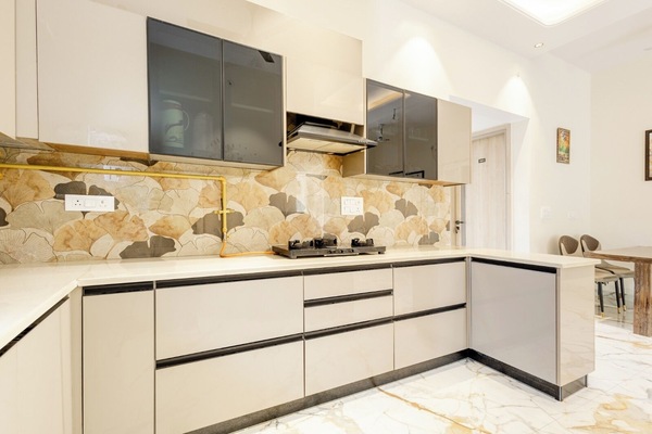Deluxe Double Room, City View | Living area | TV