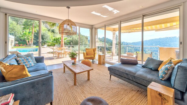 Living area - VILLA NIDAZUR  VI4413 By Riviera Holiday Homes (Niza)