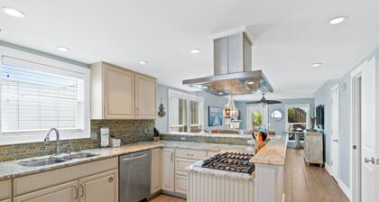 Bahama West by Panhandle Getaways