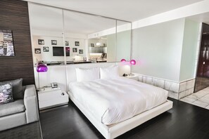 1 sovrum, skrivbord, strykjärn/strykbräda och gratis wi-fi