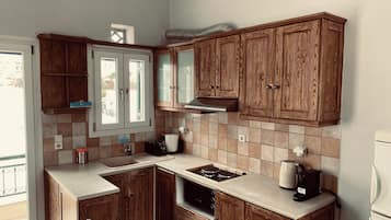 Rumah | Dapur pribadi | Lemari es, microwave, oven, dan kompor