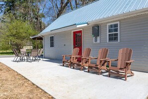 Terrace/patio - Guest House Near MTSU, Clean & Professionally Set (Murfreesboro)