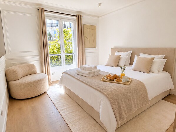 1 bedroom, soundproofing, iron/ironing board, free WiFi