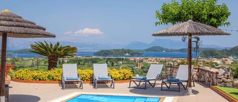 Villa (4 Bedrooms) | Interior