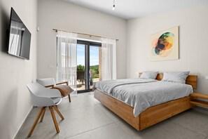 4 chambres, fer et planche à repasser, Wi-Fi, literie fournie