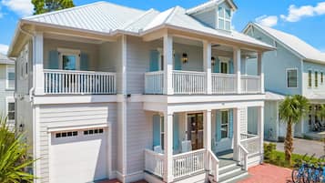 Rumah, 5 kamar tidur, Bebas Asap Rokok, pemandangan resor | 5 kamar tidur dan didekorasi berbeda-beda