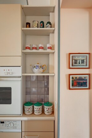 Interior - Cozy 1BR in Heart of Le Marais (Paris)