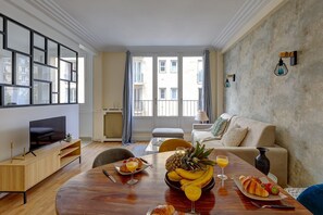 TV connectée, espaces bureaux