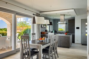 Dining - Villa Marika by Villas Guide (Vižinada)