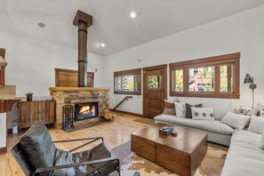 TV connectée, cheminée