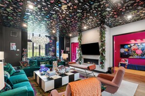 Interior - Above Starburst Estate | Pool | Luxury| Fun I Services (Nashville)