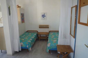 1 habitación y ropa de cama 