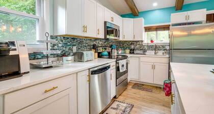 Front Royal Retreat on 3 Acres w/ Mtn Views!