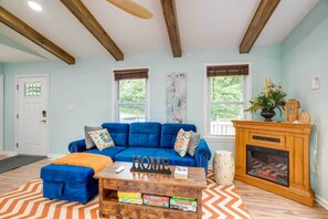 Apartment (2 Bedrooms) | Interior - Front Royal Retreat on 3 Acres w/ Mtn Views! (Front Royal)