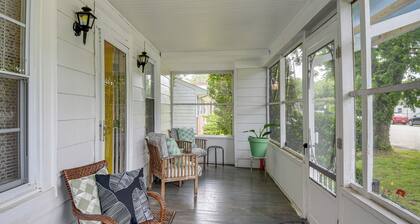 Charming Hampton Home ~ 7 Mi to Buckroe Beach!