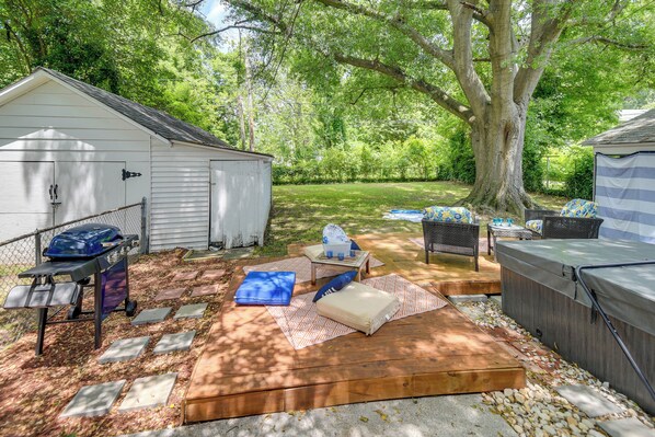 Interior - Charming Hampton Home ~ 7 Mi to Buckroe Beach! (Hampton)