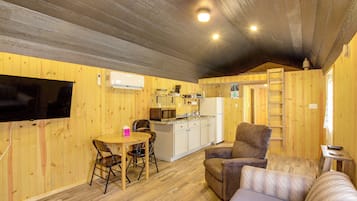 House (1 Bedroom) | Front of property