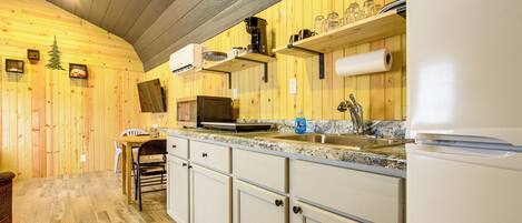 House (1 Bedroom) | Interior