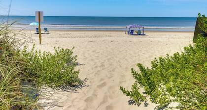 Oak Island Condo w/ Ocean View: Steps to Beach!