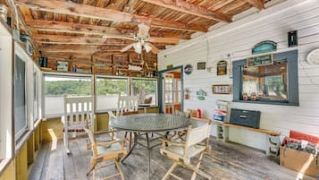 Cottage (3 Bedrooms) | Interior