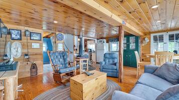 Cottage (3 Bedrooms) | Interior