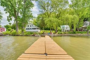 Cottage (3 Bedrooms) | Interior - Waterfront Home on Lake Champlain w/ Dock & Kayaks (Fair Haven)