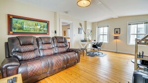 House (1 Bedroom) | Interior - < 1 Mi to Historic District! Retreat in Bennington (Bennington)