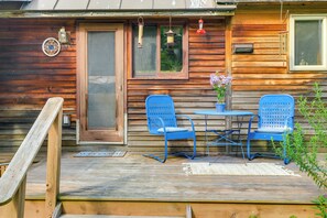 Interior - Cozy Home on 10 Acres: 'yellowstone in Vermont' (Townshend)