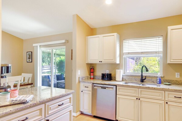 House (2 Bedrooms) | Interior - Ocala Retreat, 2 Mi to World Equestrian Center! (Ocala)