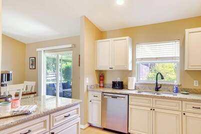 Ocala Retreat, 2 Mi to World Equestrian Center!