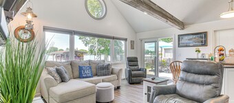 Waterfront w/ Boat Dock: Retreat on Indian Lake