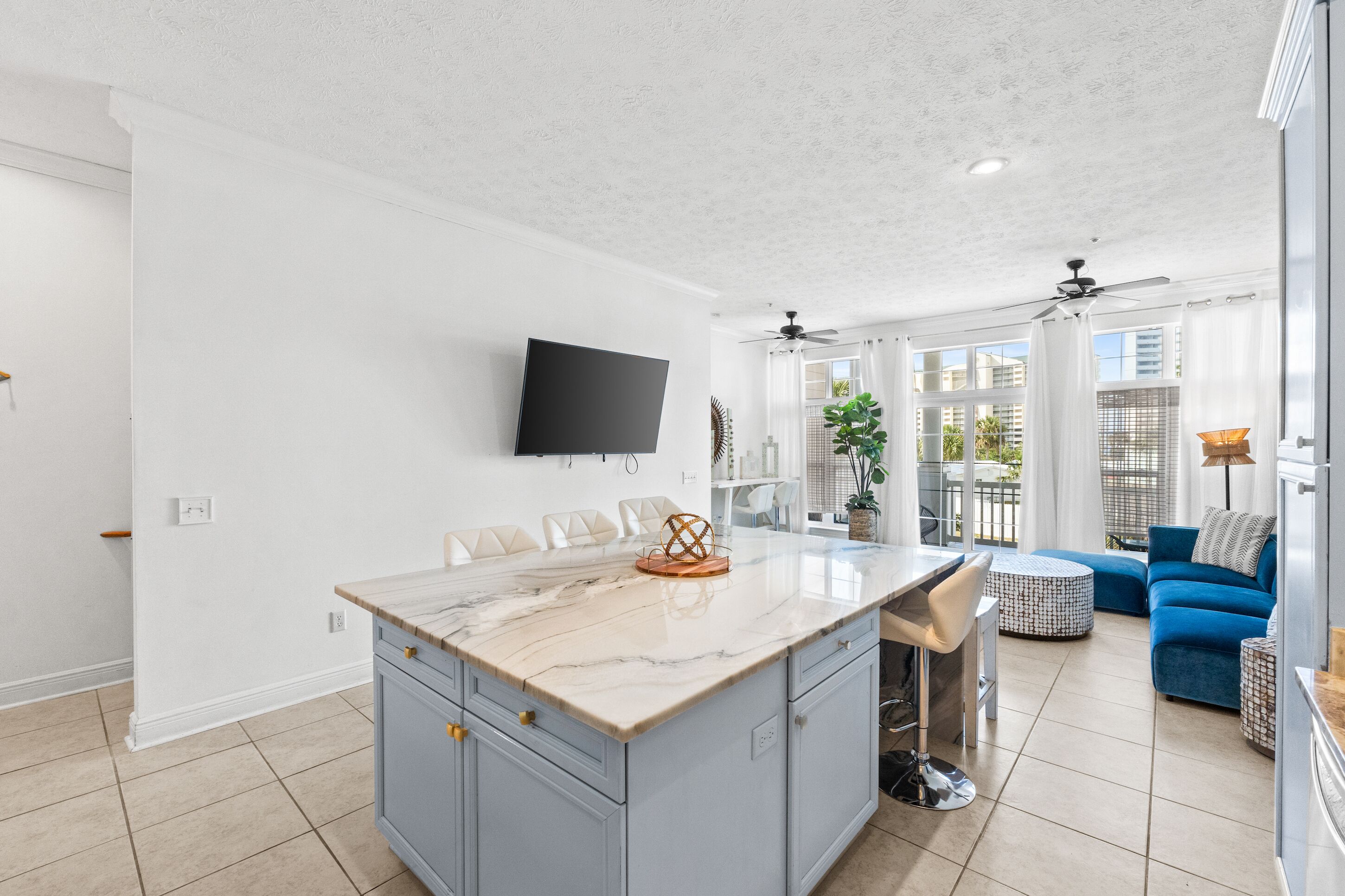House, Partial Sea View | Private kitchen | Full-sized fridge, microwave, oven, stovetop