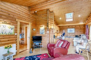 Smart TV, fireplace, DVD player