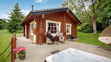 Bañera de hidromasaje exterior