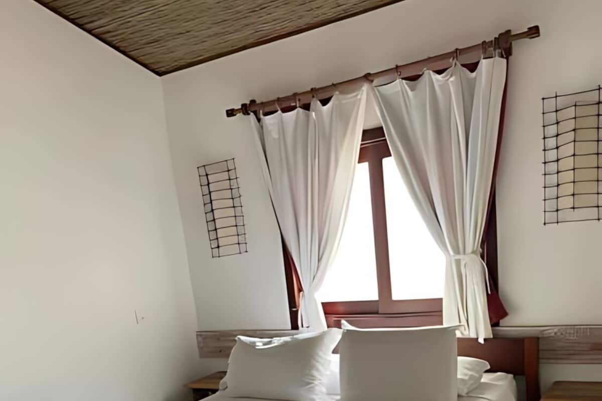 1 dormitorio, minibar, wifi gratis y ropa de cama