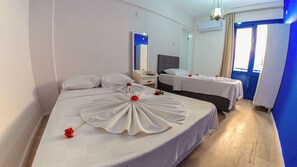 Standard Triple Room, Garden View | Bed sheets - Didim Alp Otel (Didim)